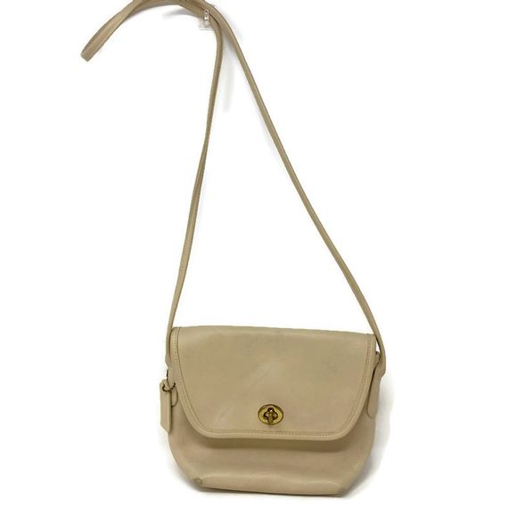 Coach Handbags - Vtg Coach Quincey Handbag